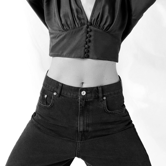 ZARA ZW PREMIUM THE ‘90S BERMUDA SHORTS - Picture 2 of 15